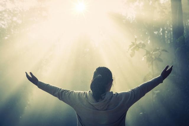 10 Surprising Benefits of Worship: Mind, Body, and Spirit cover picture