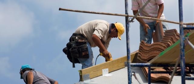 7 Mistakes to Avoid in Commercial Roof Maintenance cover picture