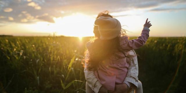 6 Steps to Greener Dreams & Living Your Best Sustainable Life cover picture