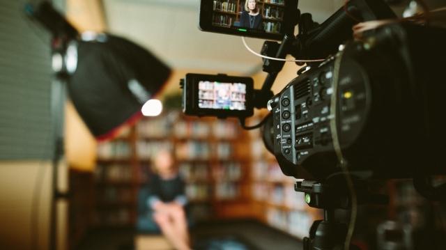 How To Create Engaging Video Course Tutorials That Your Customers Love cover picture