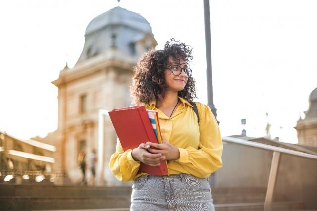 6 Tips for Students to Pick a Specialization cover picture