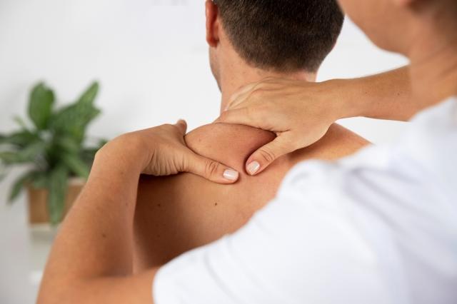 Integrating Sports Massage into Your Fitness Routine cover picture