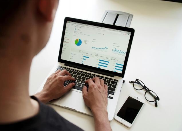 Free Up Your Time: Ace Your Excel Project cover picture