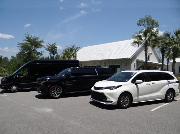 Discover Luxury and Convenience with Limo Service in Hilton Head cover picture