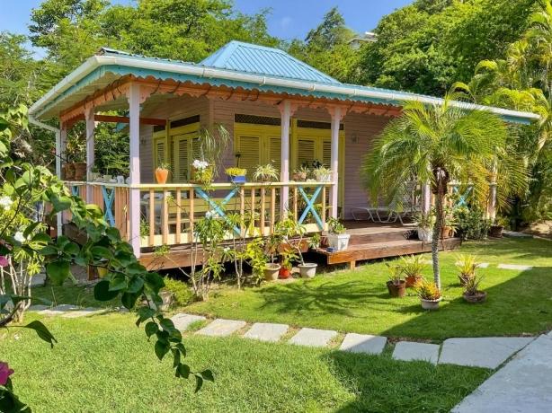 How To Find Your Dream Home In Caribbean [Ultimate Guide] cover picture