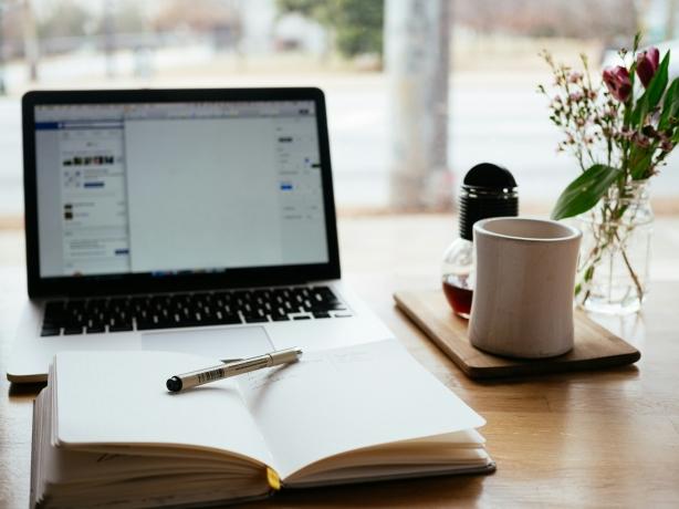 Seven Compelling Reasons to Embrace and Enjoy Online Learning cover picture