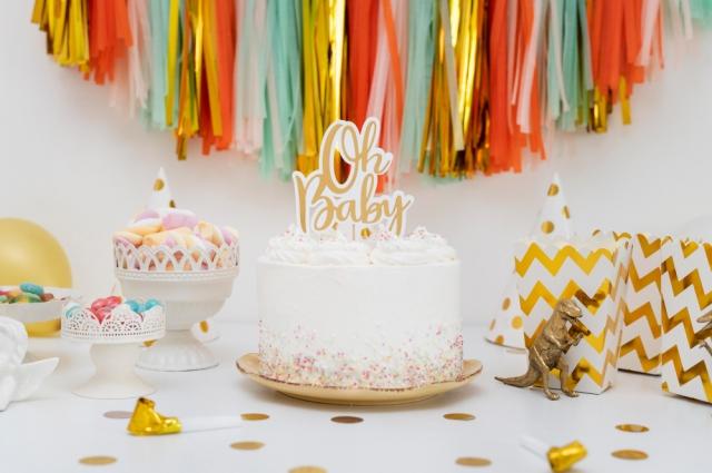 6 Must-Try Celebration Cake Themes in 2024 cover picture