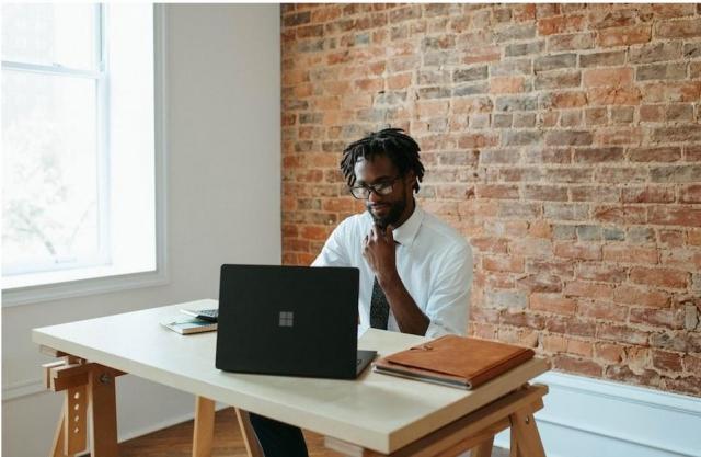 5 Tips To Innovate Your Business Operations cover picture