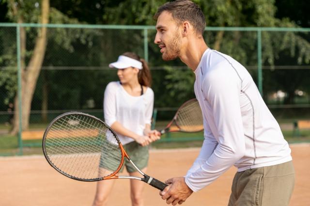 Investing in Your Game: Choosing the Perfect Padel Outlet cover picture
