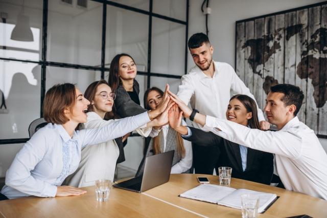 4 Ways to Encourage your Employees to Live Healthier cover picture