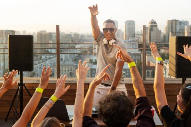 Staying Sober: Alcohol-Free Activities at Atlanta Festivals cover picture