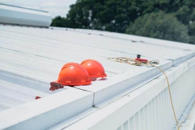 Essential Gutter Maintenance Tips to Keep Your Roof in Tip-Top Shape cover picture
