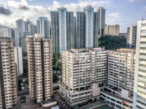 The Role of a Real Estate Agent in Gurgaon and the Latest Projects cover picture