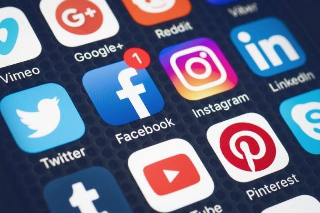 Navigating the Risks of Social Media with Cybersecurity cover picture