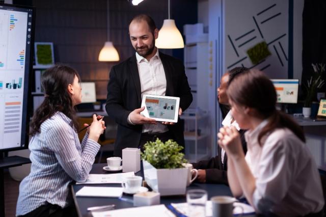 Maximize Your ROI: How a Digital Marketing Partnership Can Transform Your Business cover picture