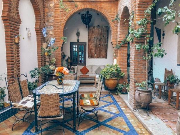 Small Garden? No Problem. Transform Your Tiny Patio With These Simple Hacks cover picture