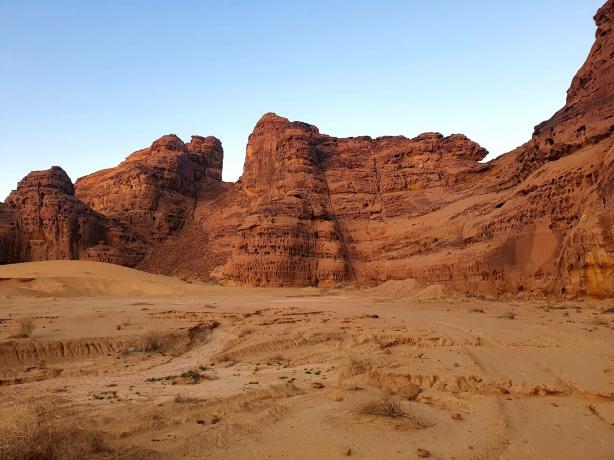 Breathtaking tourist destinations in the Middle East cover picture