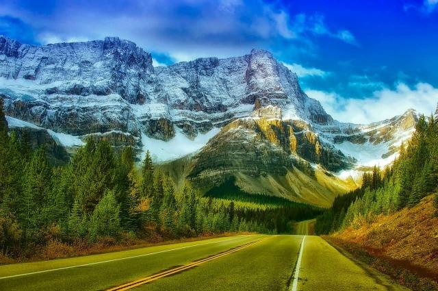 Canada US border crossing; what are the formalities to pass by? cover picture