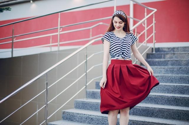 Showstopping Style: Find the Perfect Stage Skirt for the Next Act cover picture