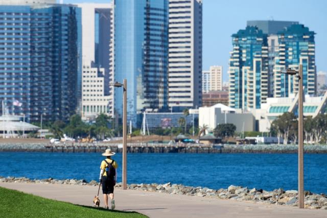 What to Consider When Visiting the Gold Coast cover picture