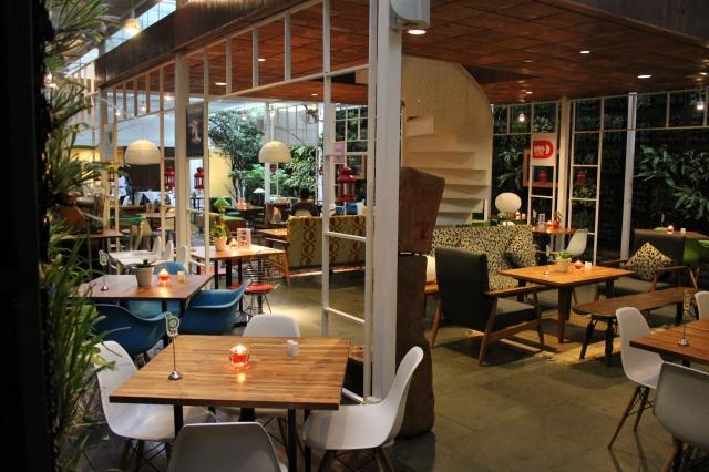 The 10 Best Restaurants In Dubai cover picture