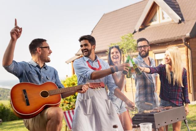 Tips for Throwing the Perfect Party for Any Age Group cover picture