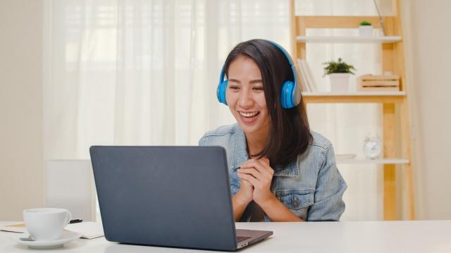 10 Things To Consider Before Choosing Management Training cover picture