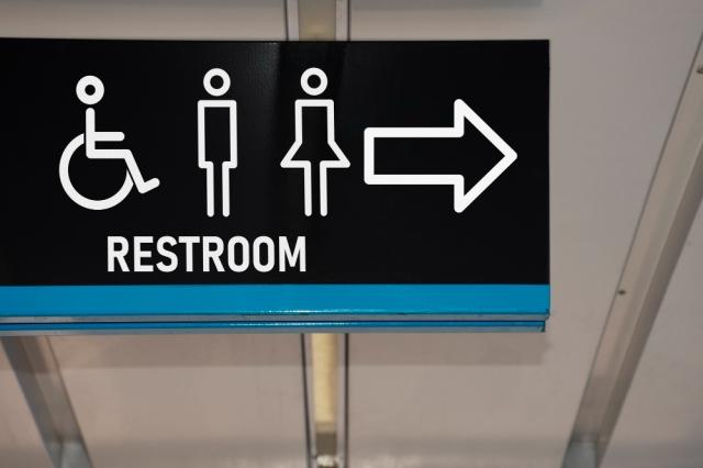 The Importance of Interior Wayfinding Signage cover picture