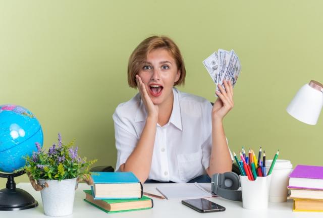 Mastering Money Mindset: How Financial Health Impacts Mental Wellness cover picture