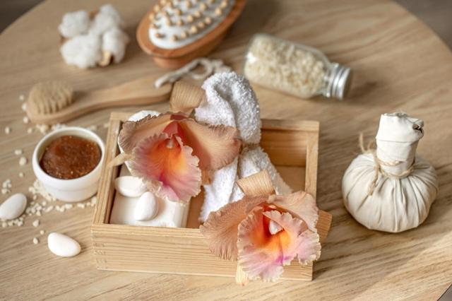 The Complete Guide to Sauna Aromatherapy: Where Heat Meets Healing cover picture