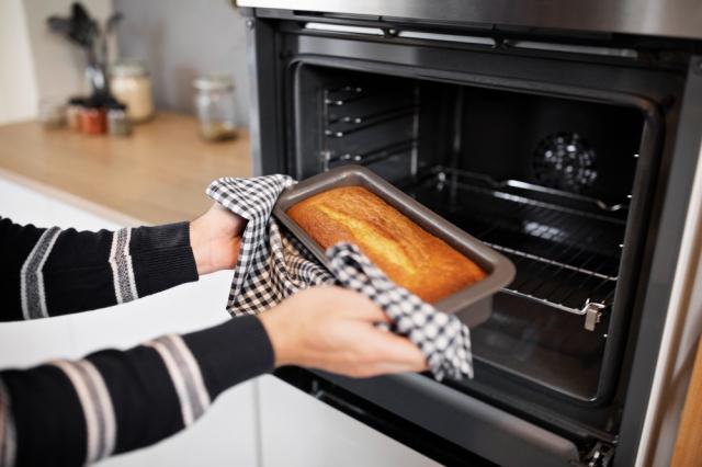 Effortless Meals in Minutes: Making the Most of Your Toaster Oven cover picture