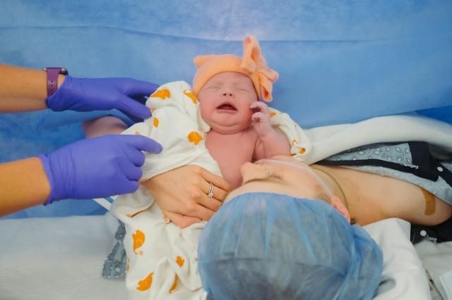 8 Gift Ideas for Parents to Celebrate a New Baby cover picture
