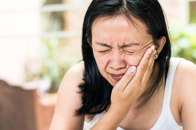 How Do You Relieve TMJ Pain?  cover picture