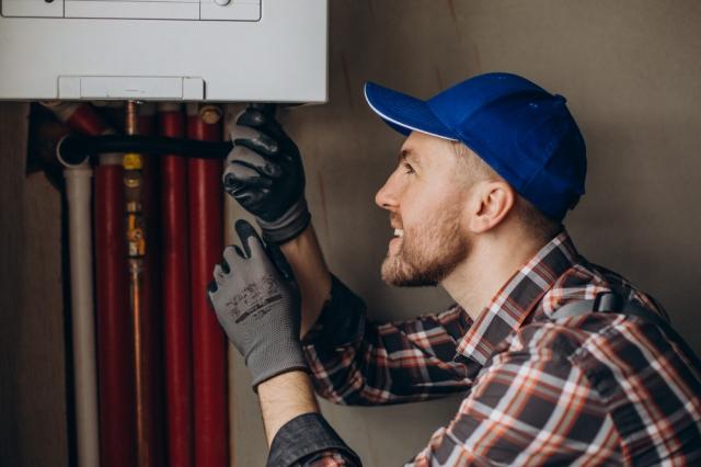 Repair or Replace? What to do when your old boiler breaks down cover picture