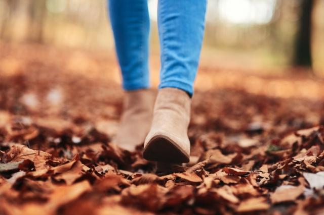 How To Pair The Right Clothes With Your Cowboy Boots cover picture