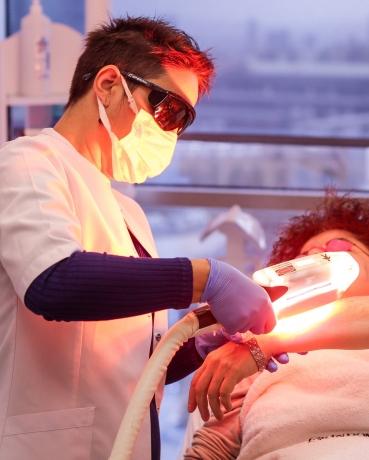 Does the Laser Hair Removal for Men Suitable or Not? cover picture