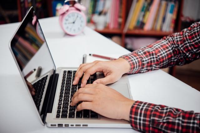 The Role of Online Examination Systems in Today's World of Competitive Exams cover picture