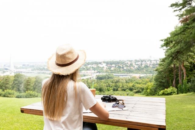 How To Enjoy a More Secluded Vacation cover picture