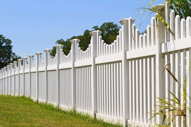 Finding the Best Fencing Company Service cover picture