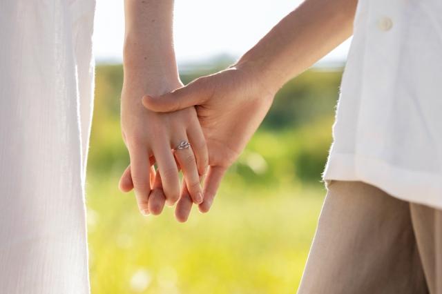 The Ultimate Guide to Engagement Rings in Dallas: Styles and Customization cover picture