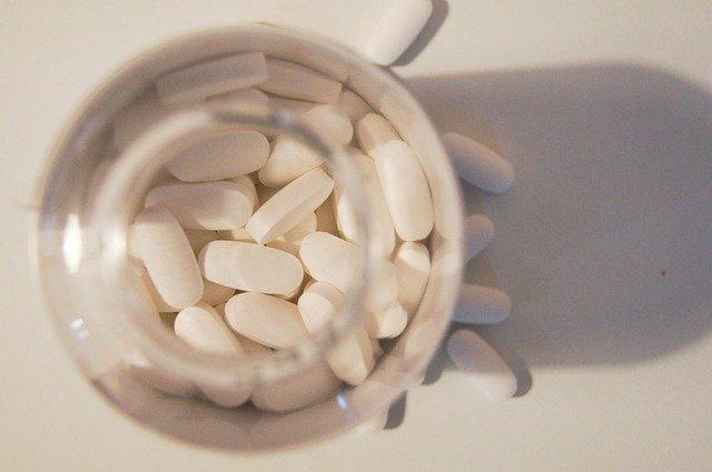 The overactive thyroid gland, causes, symptoms, and treatments cover picture