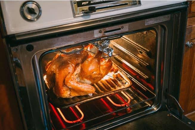 How to cook chicken breast in the oven? cover picture