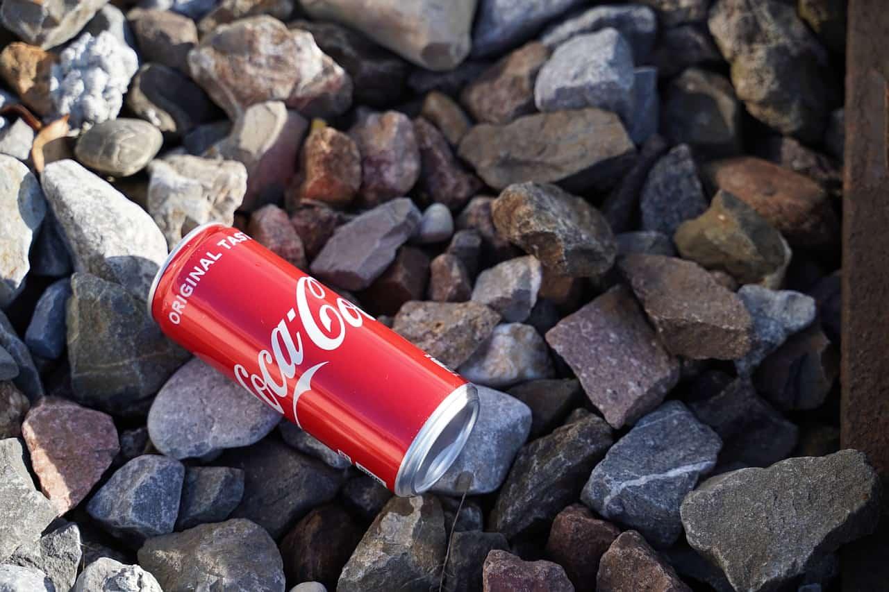 Coca-cola recycling, a second life for each bottle cover picture