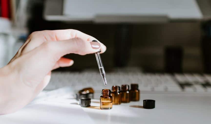 Eight Recipes of Essential Oils to improve your living comfort and well-being cover picture