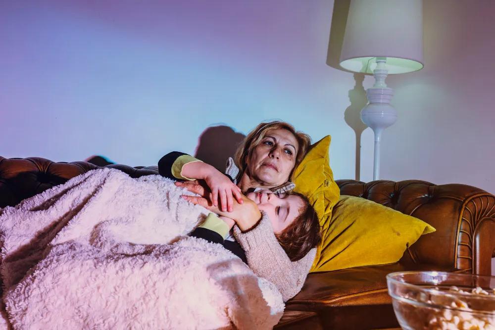 Pop, Stream, Repeat: Choosing the Right Microwave Popcorn for a Health-Minded Binge Night cover picture