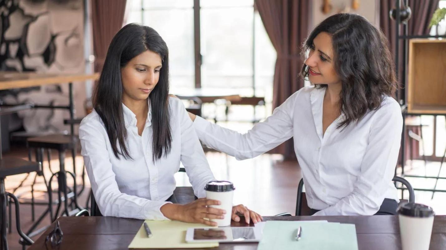 Health Insurance Clauses That Can Affect Your Claim: What Policyholders Should Read First cover picture