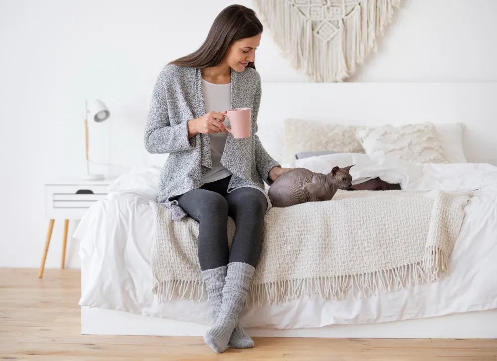 What Makes Rechargeable Heated Socks a Practical Choice for Cold Weather? cover picture