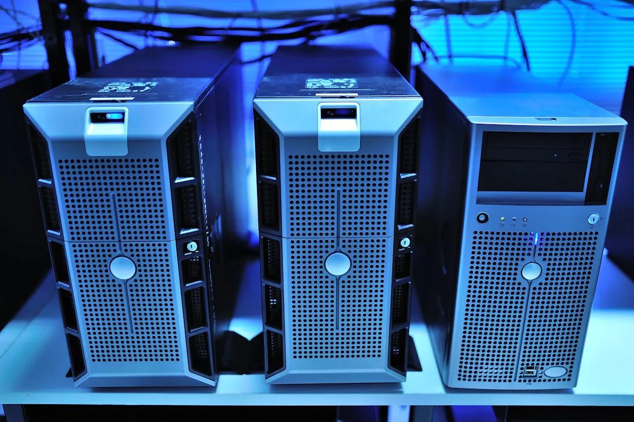 Managed Hosting Solutions That Save Time for Small Business Owners cover picture