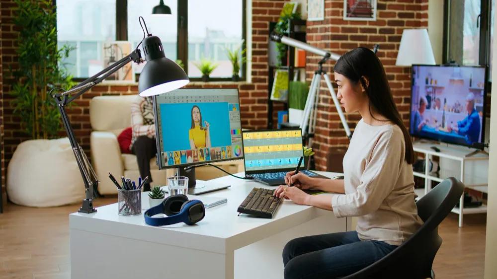 Hire 2D Animators Online: The Business Guide to Vetted Animation Talent cover picture