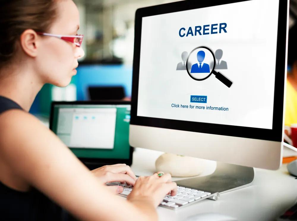 Which Online Degree Should You Choose for Career Growth? cover picture